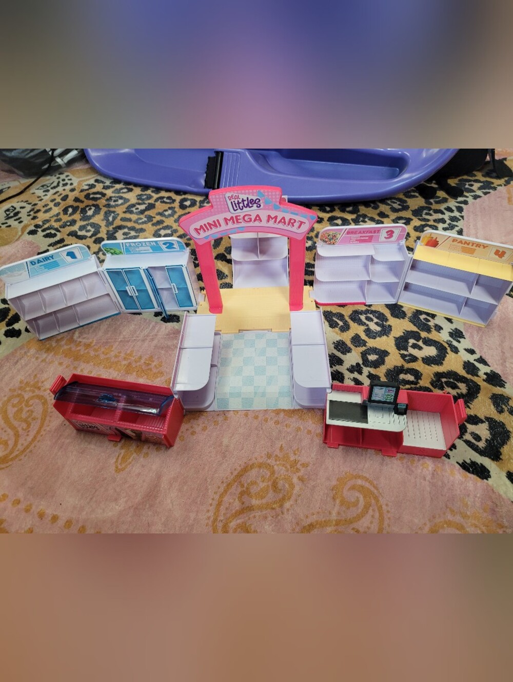 Shopkins Mini Brands Mega Mart, Collapsible
